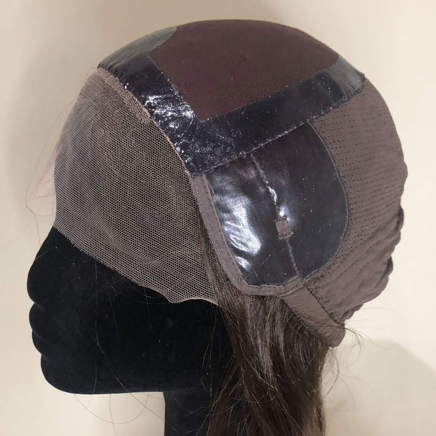 i-Wig by Erica Luxembourg in 16'' Champagne / Brown Roots ( Wefted) Small Cap