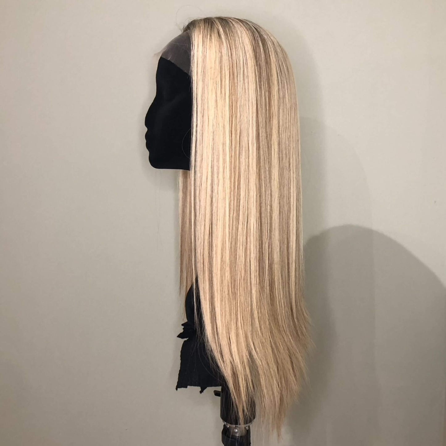 i-Wig by Erica Luxembourg in 16'' Champagne / Brown Roots ( Wefted) Small Cap
